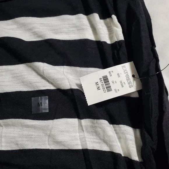 NWT Express Black and White Striped Long Sleeve Top - Picture 6 of 8
